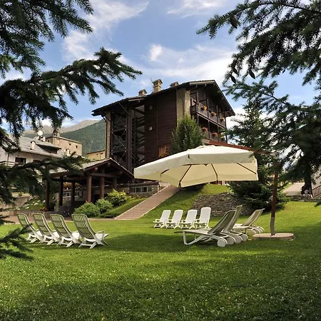 De La Tor Hotel 3*