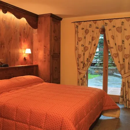 Hotel De La Tor