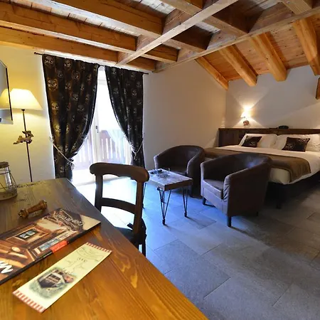 Hotel De La Tor 3*